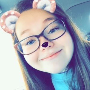 Meet your Posher, Victoria